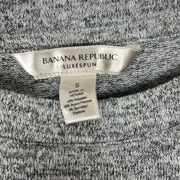 Banana Republic Sweater - Women's Small - Picture 2 of 5